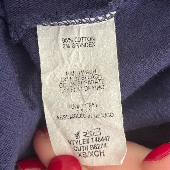 Gaze * Navy and Burgundy Colorblock Long Sleeve Tee * Size XS - Picture 8 of 8